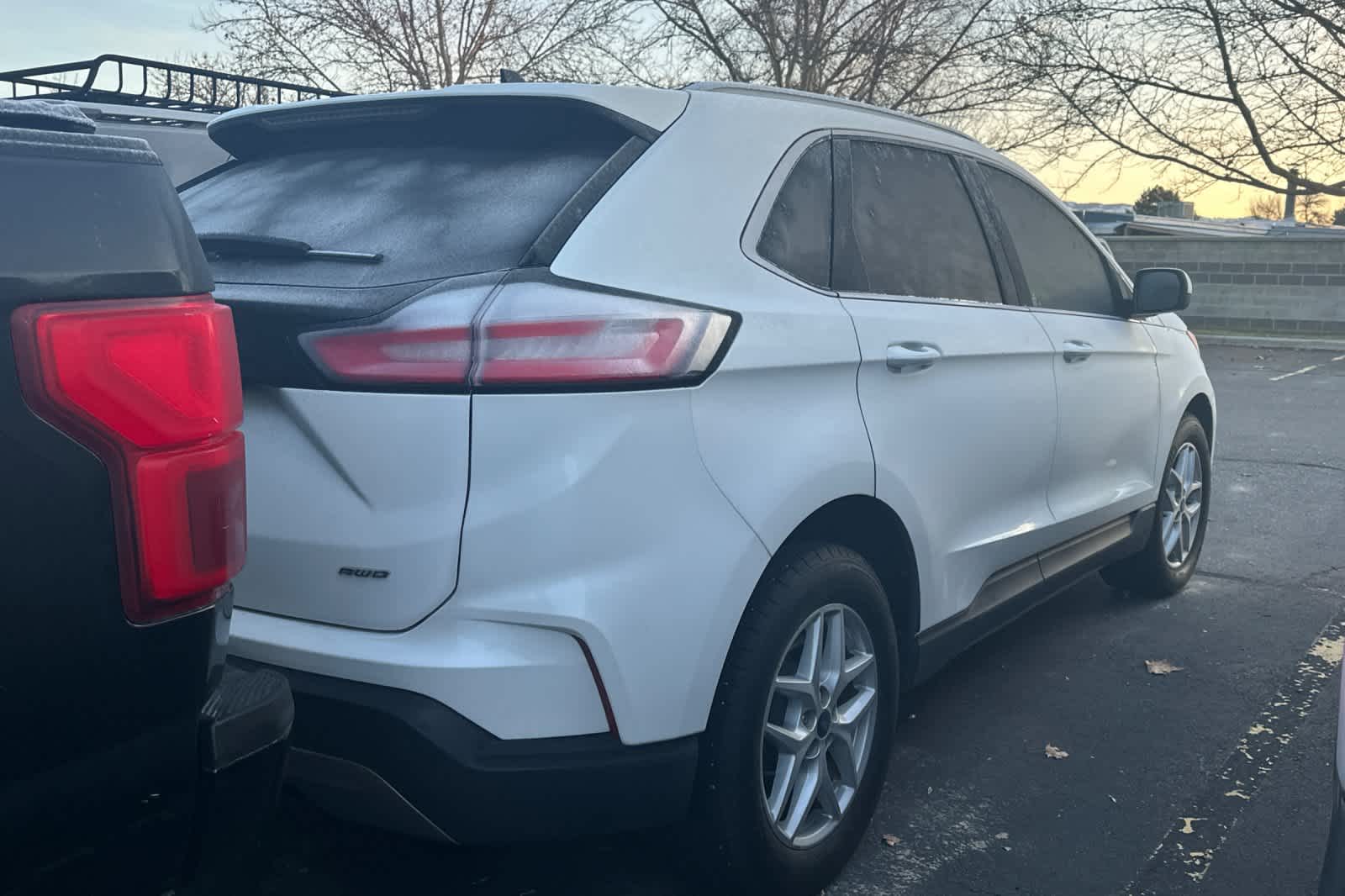 2021 Ford Edge SEL 2