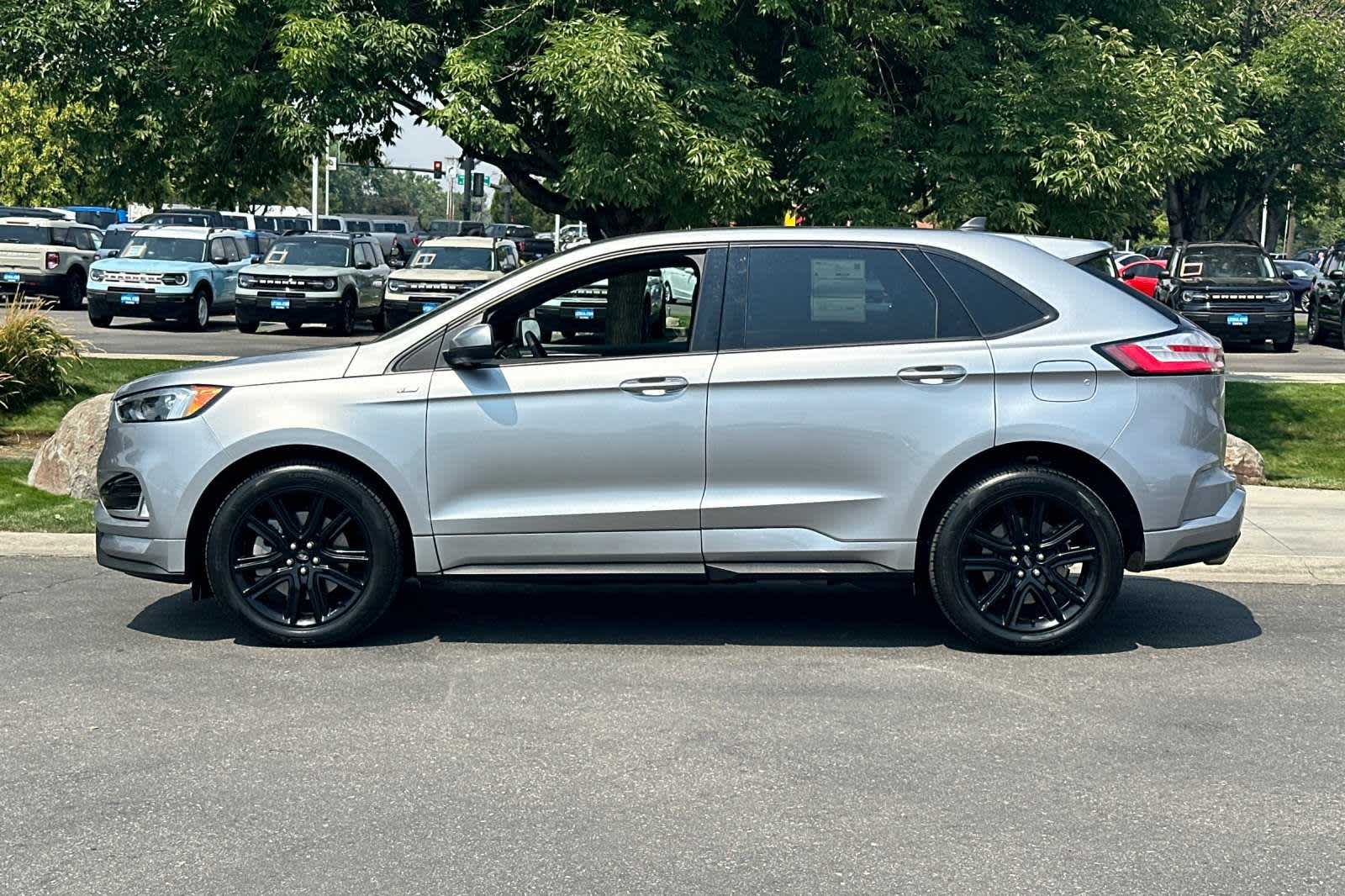 2021 Ford Edge ST-Line 5