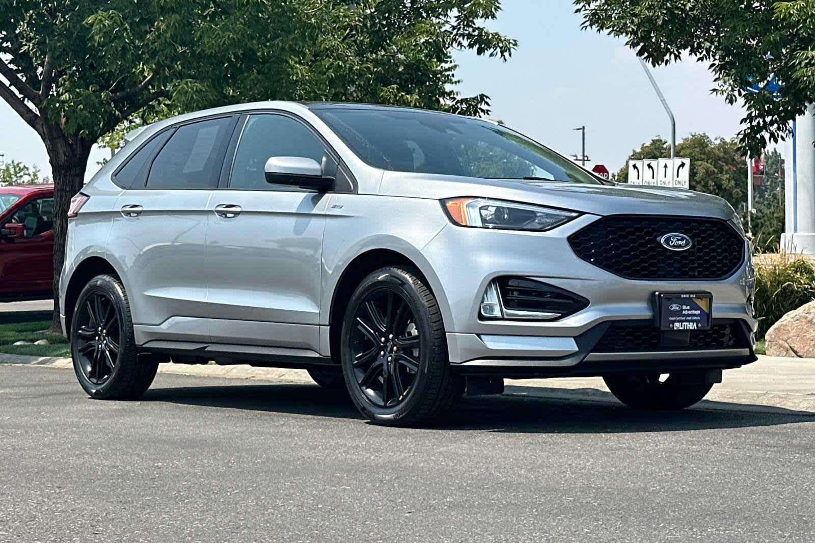 2021 Ford Edge ST-Line 9