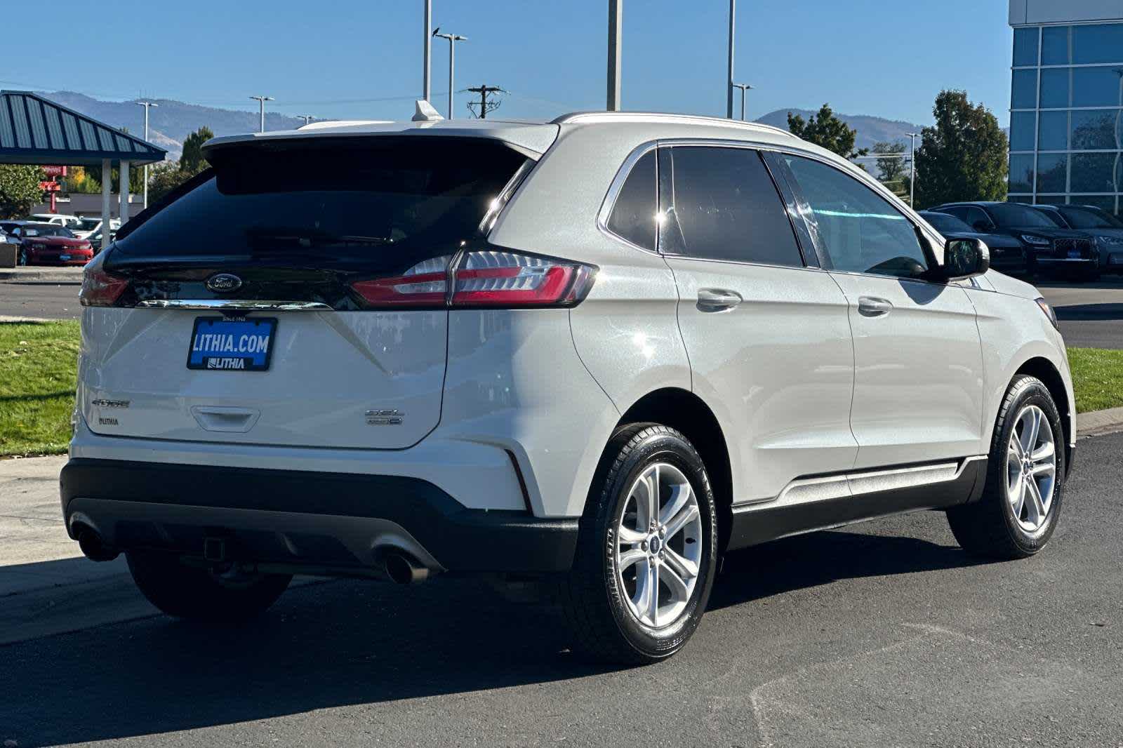 2020 Ford Edge SEL 2