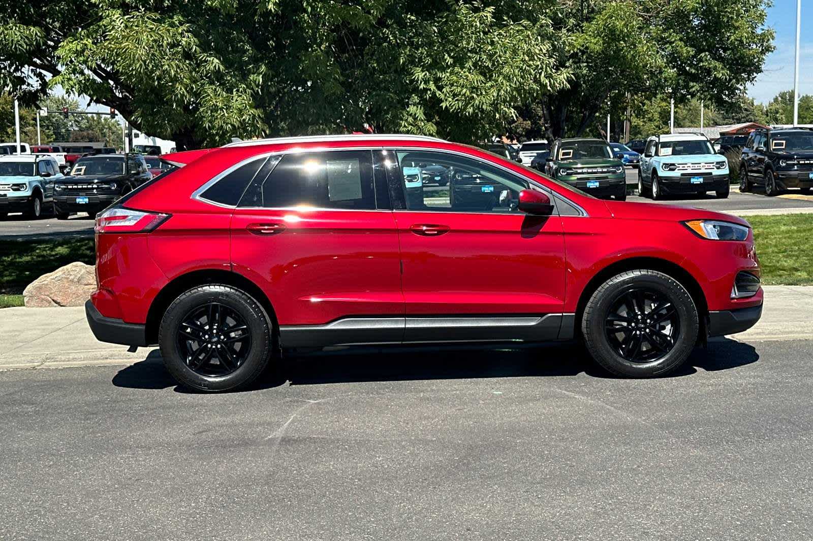 2024 Ford Edge SEL 8