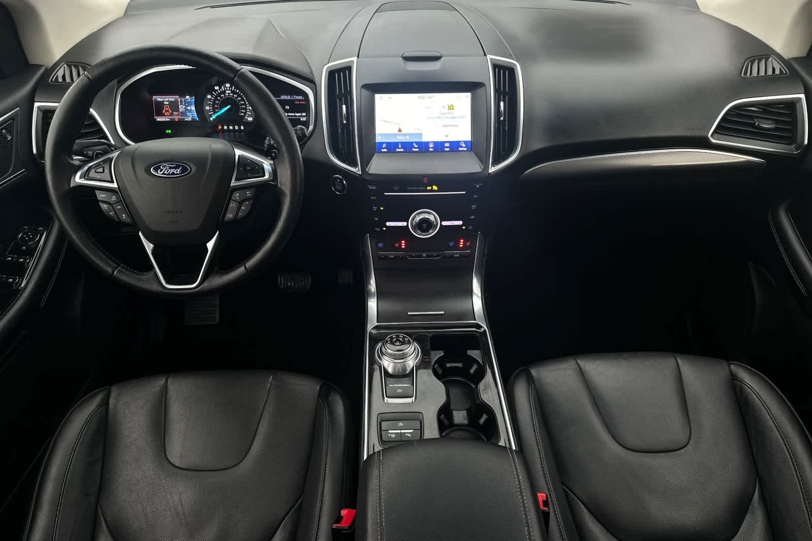 2019 Ford Edge Titanium 3