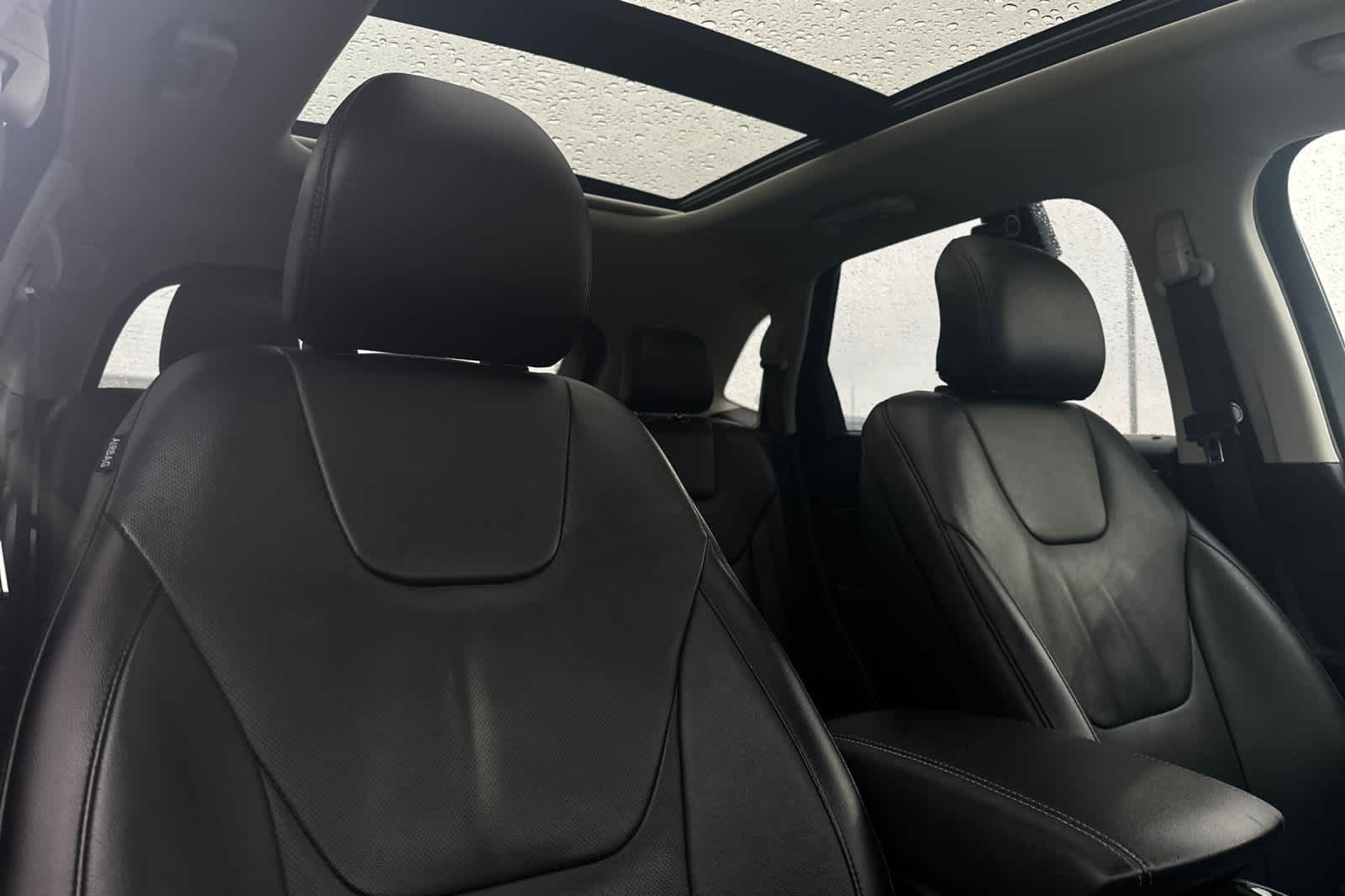 2019 Ford Edge Titanium 15