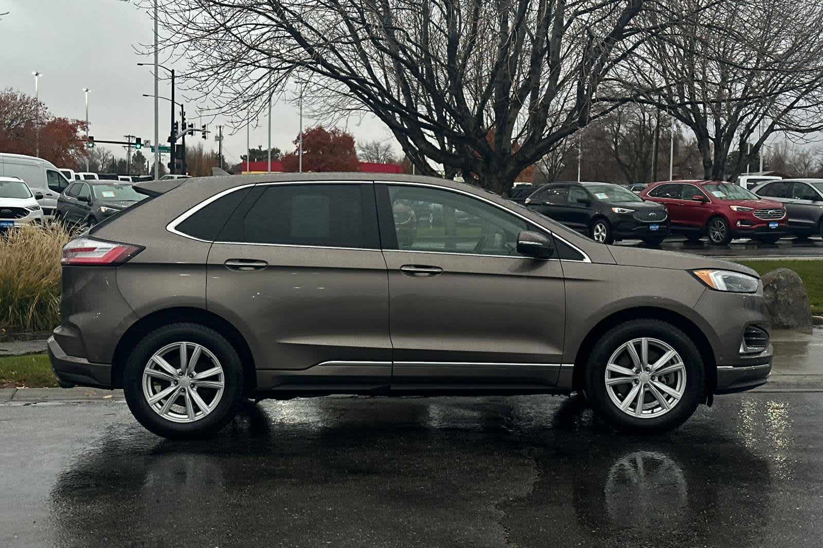 2019 Ford Edge Titanium 8