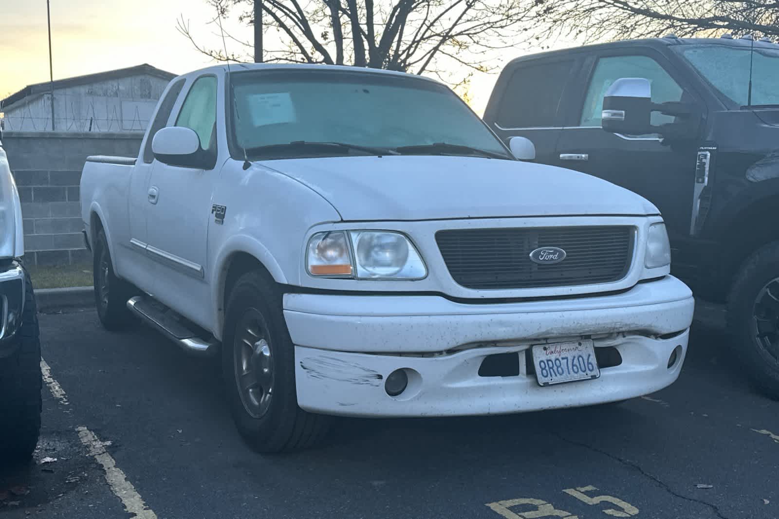 2003 Ford F-150 XL Supercab 139 5