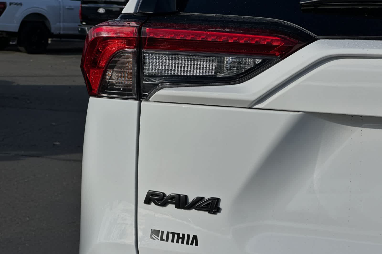 2023 Toyota RAV4 Hybrid Woodland 27