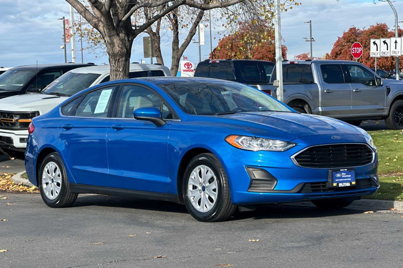 2020 Ford Fusion S 9