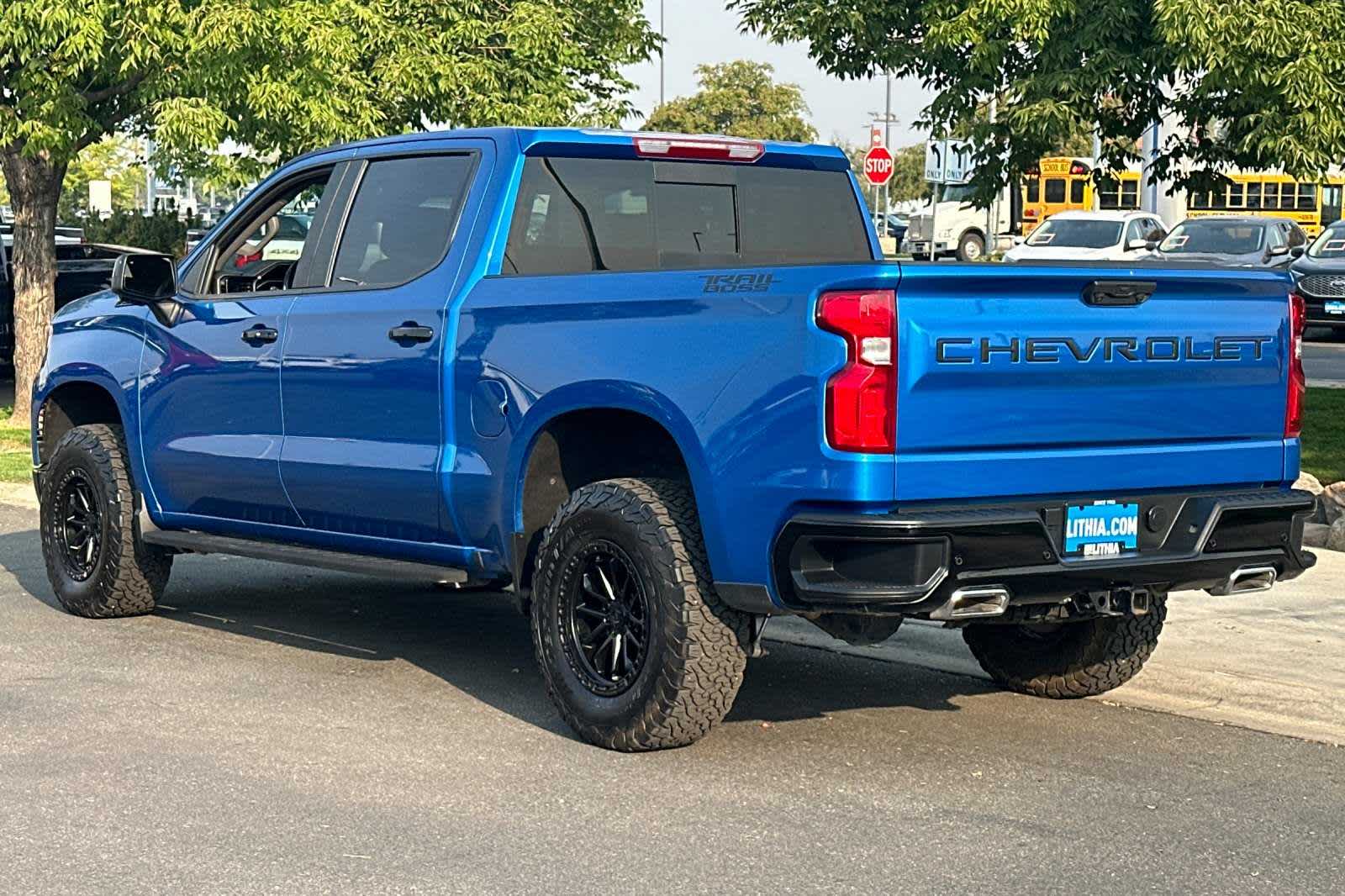 2022 Chevrolet Silverado 1500 LT Trail Boss 4WD Crew Cab 147 6