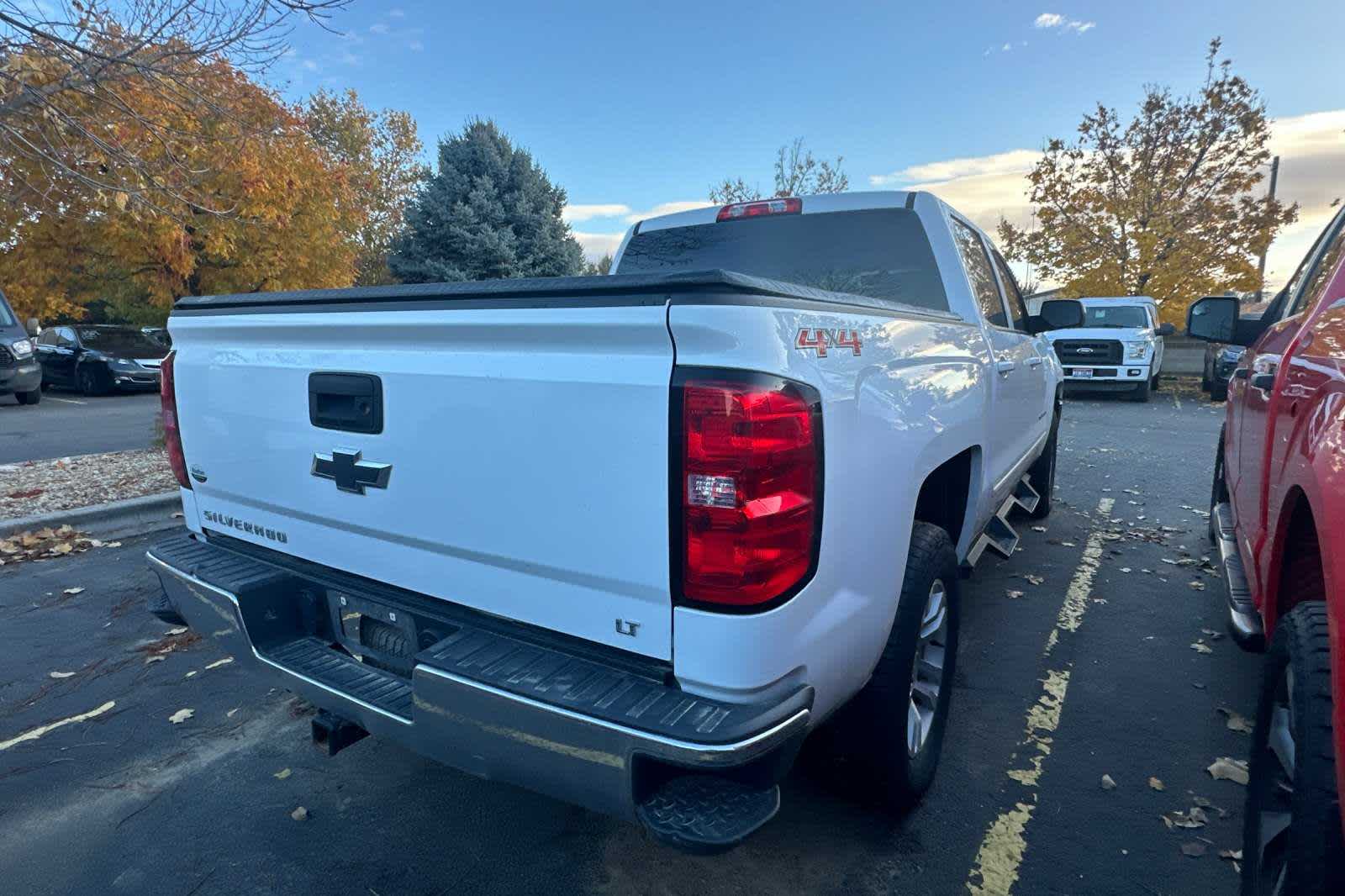 2017 Chevrolet Silverado 1500 LT 4WD Crew Cab 143.5 2