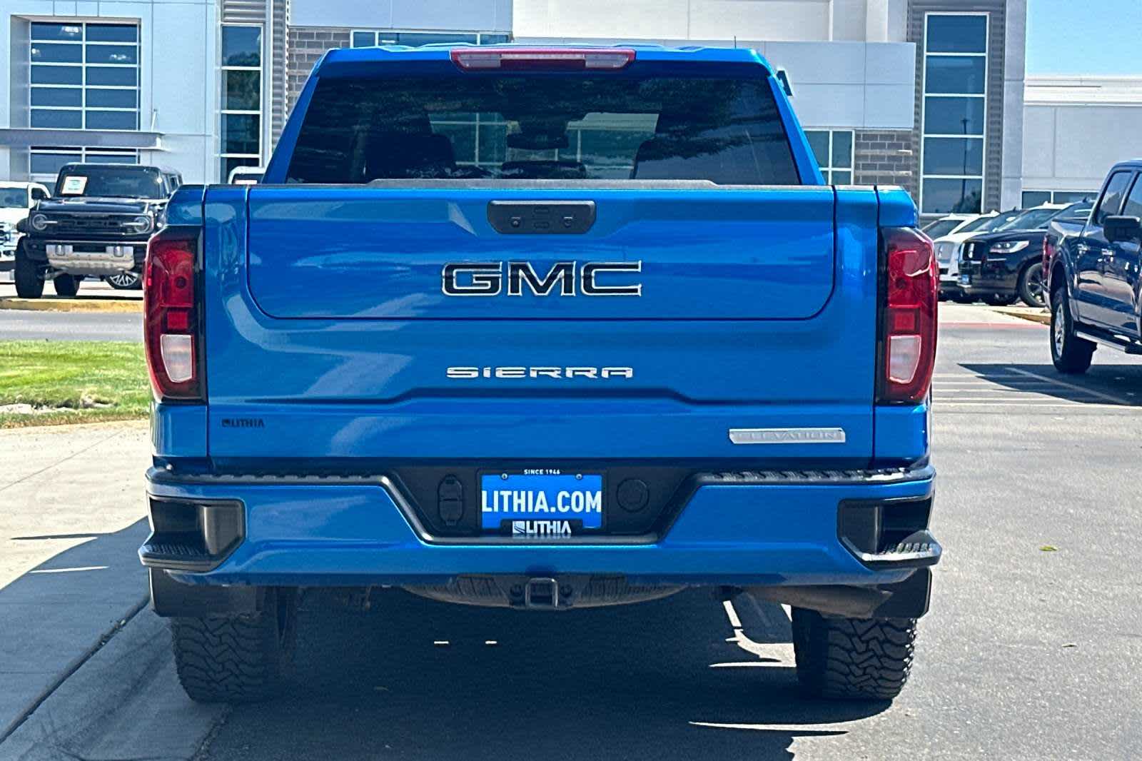 2022 GMC Sierra 1500 Elevation 4WD Crew Cab 147 7