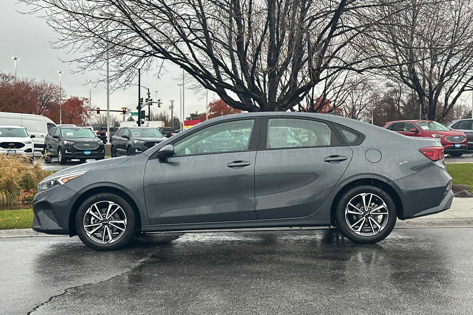 2022 Kia Forte LXS 5