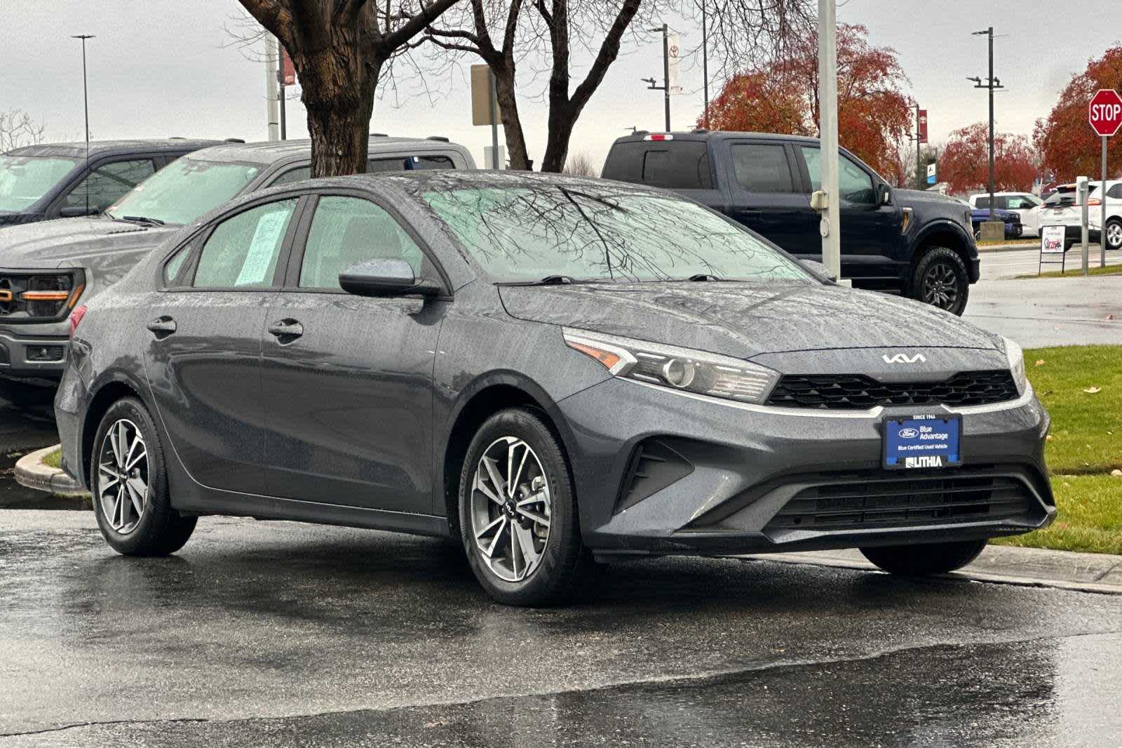 2022 Kia Forte LXS 9