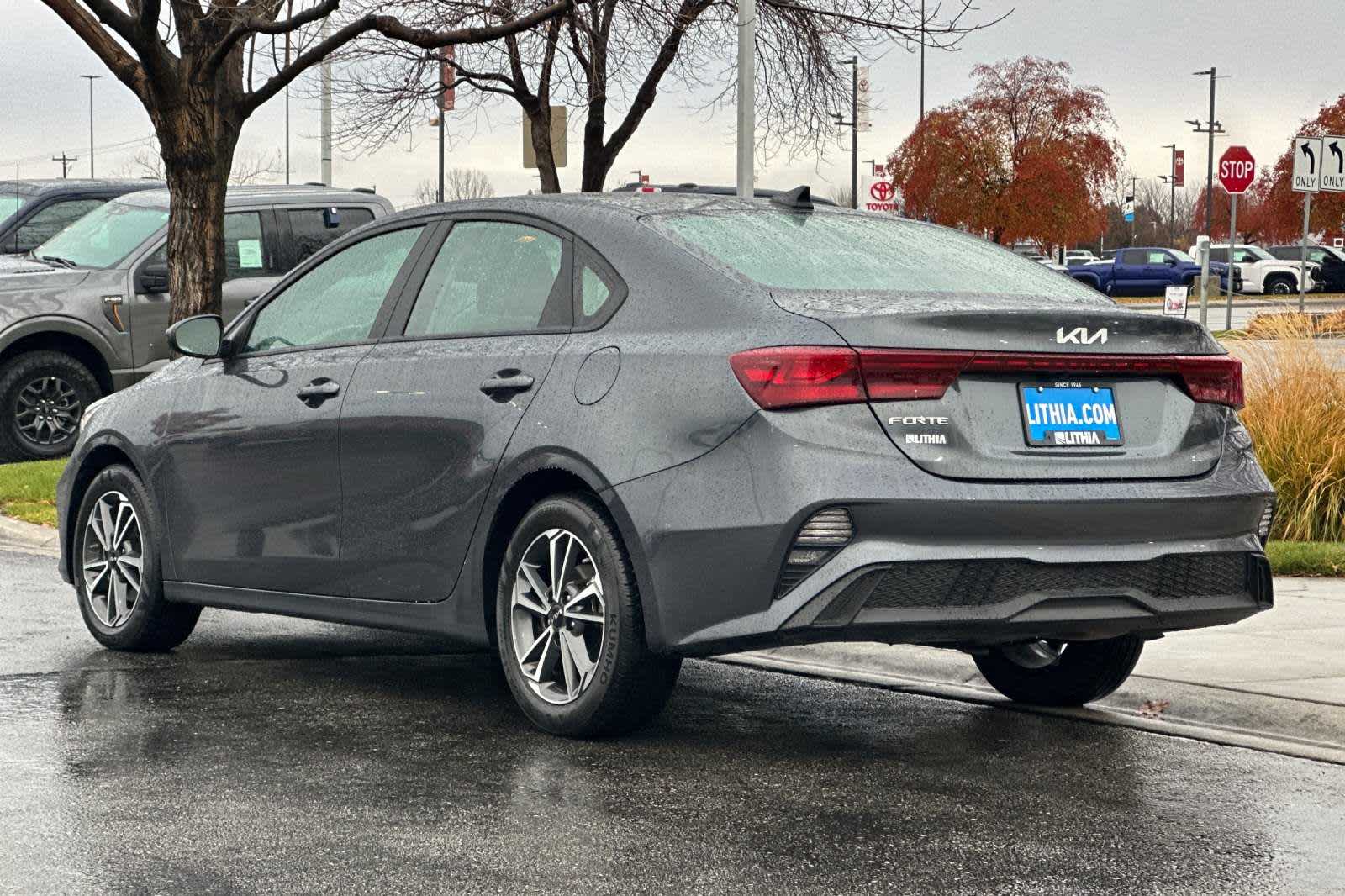 2022 Kia Forte LXS 6