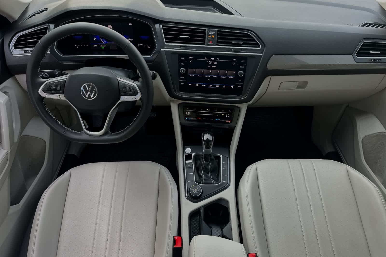 2022 Volkswagen Tiguan SE 3