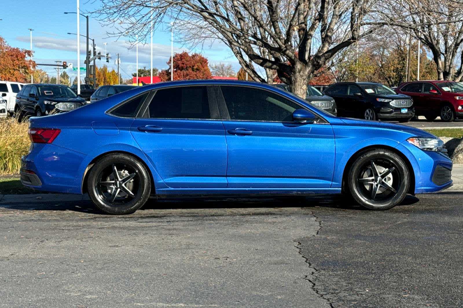 2022 Volkswagen Jetta SE 8