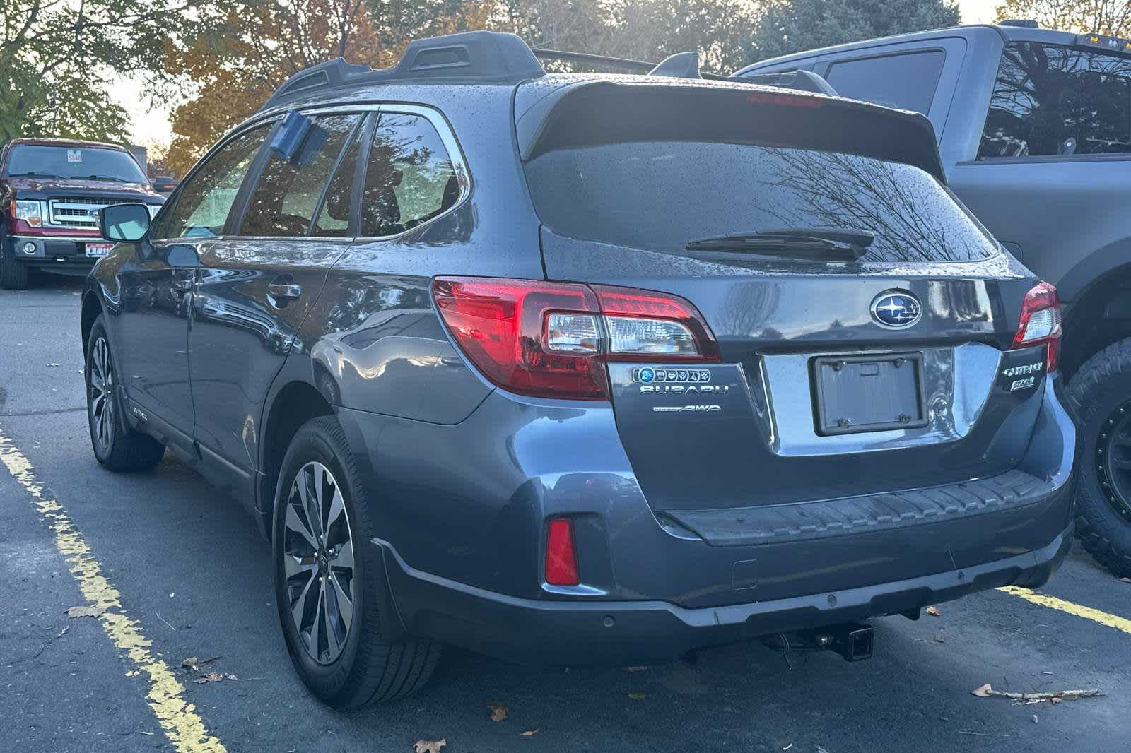 2017 Subaru Outback Limited 3