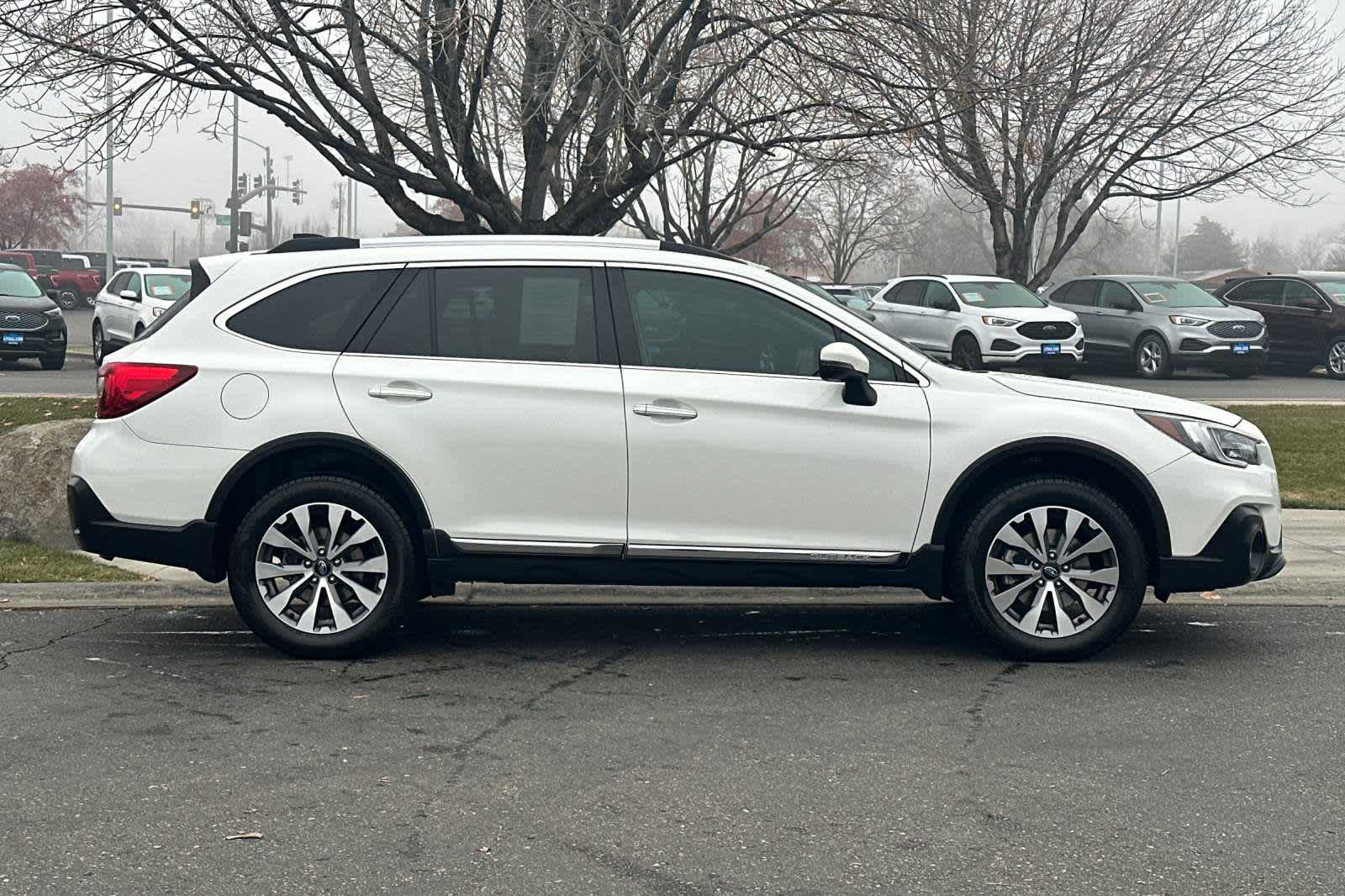 2018 Subaru Outback Touring 8