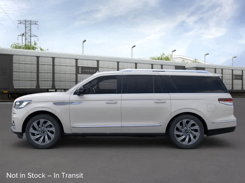 2024 Lincoln Navigator L Reserve 3