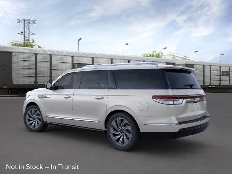 2024 Lincoln Navigator L Reserve 4