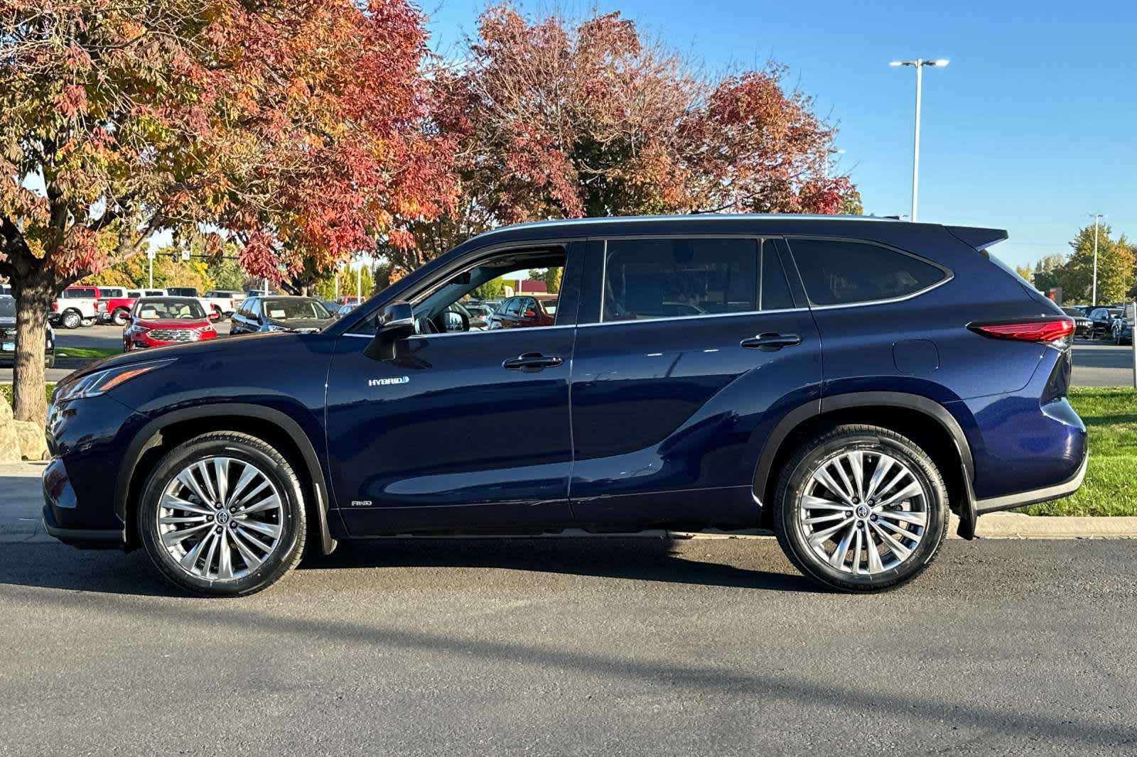 2021 Toyota Highlander Hybrid Platinum 5