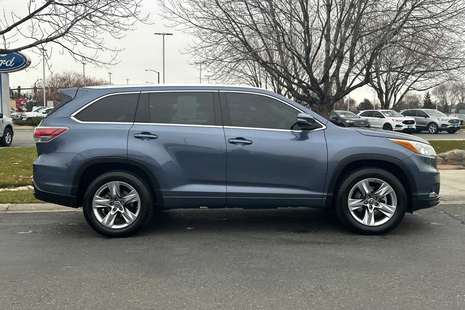 2016 Toyota Highlander Limited 8