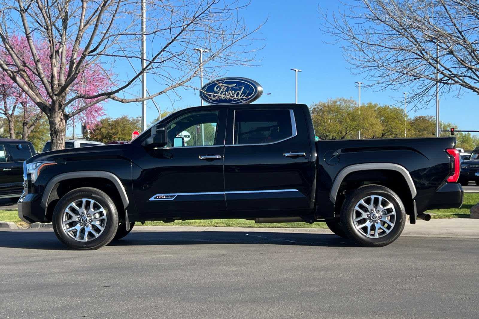 2023 Toyota Tundra 1794 Edition CrewMax 5.5 Bed 5