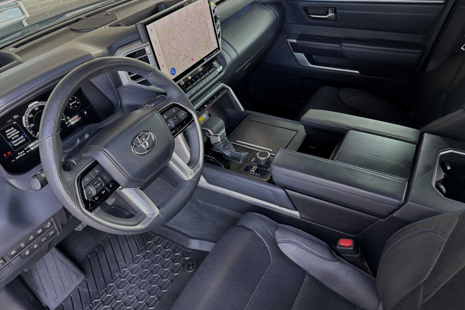 2022 Toyota Tundra Platinum CrewMax 6.5 Bed 11