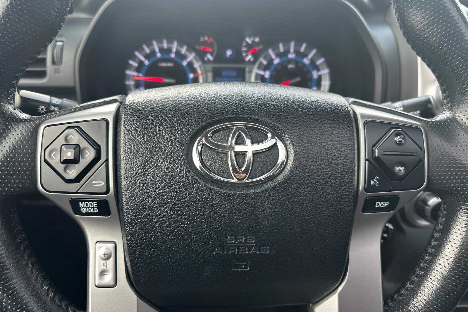 2015 Toyota 4Runner Limited 24