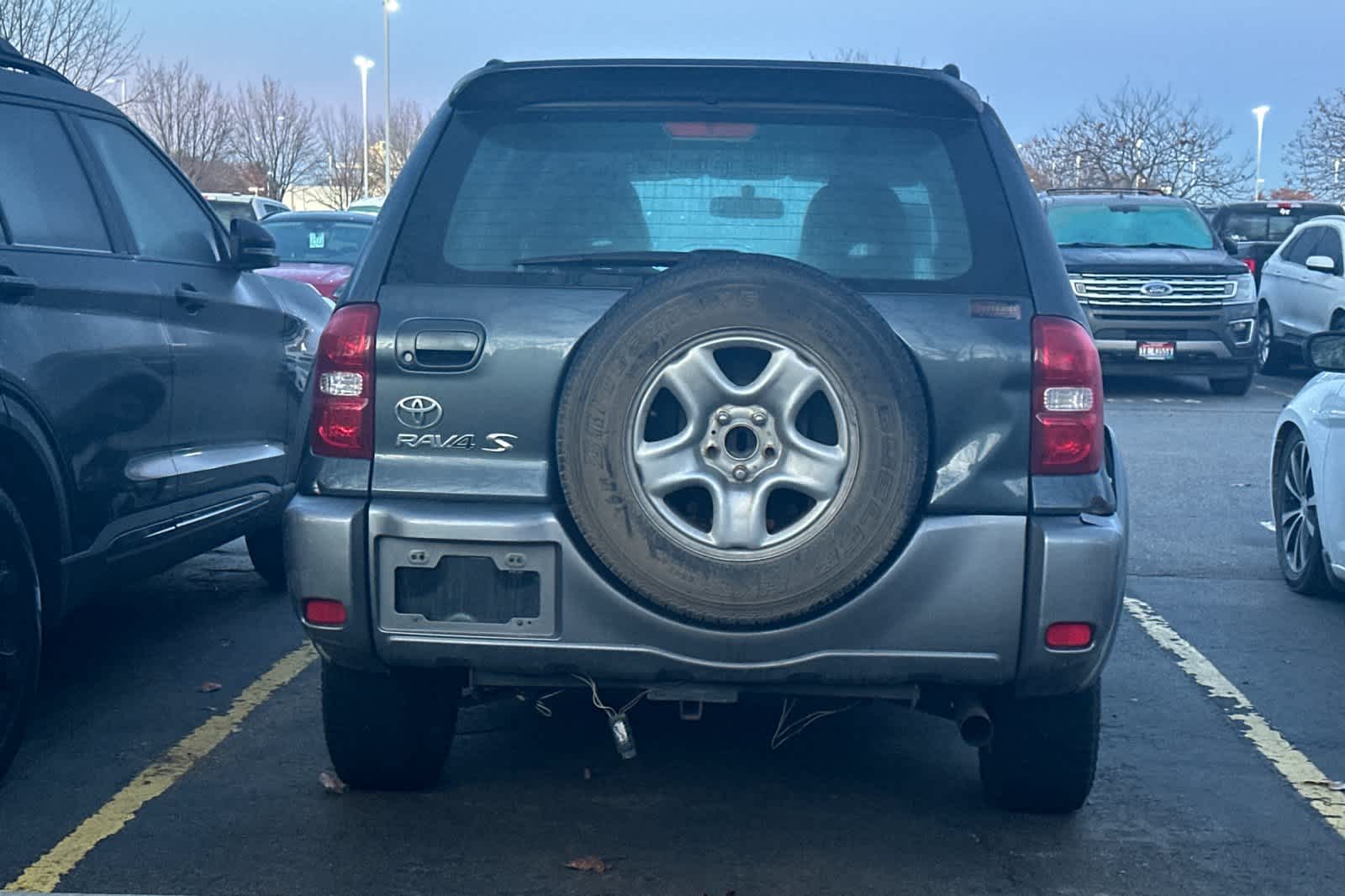 2004 Toyota RAV4 BASE 4