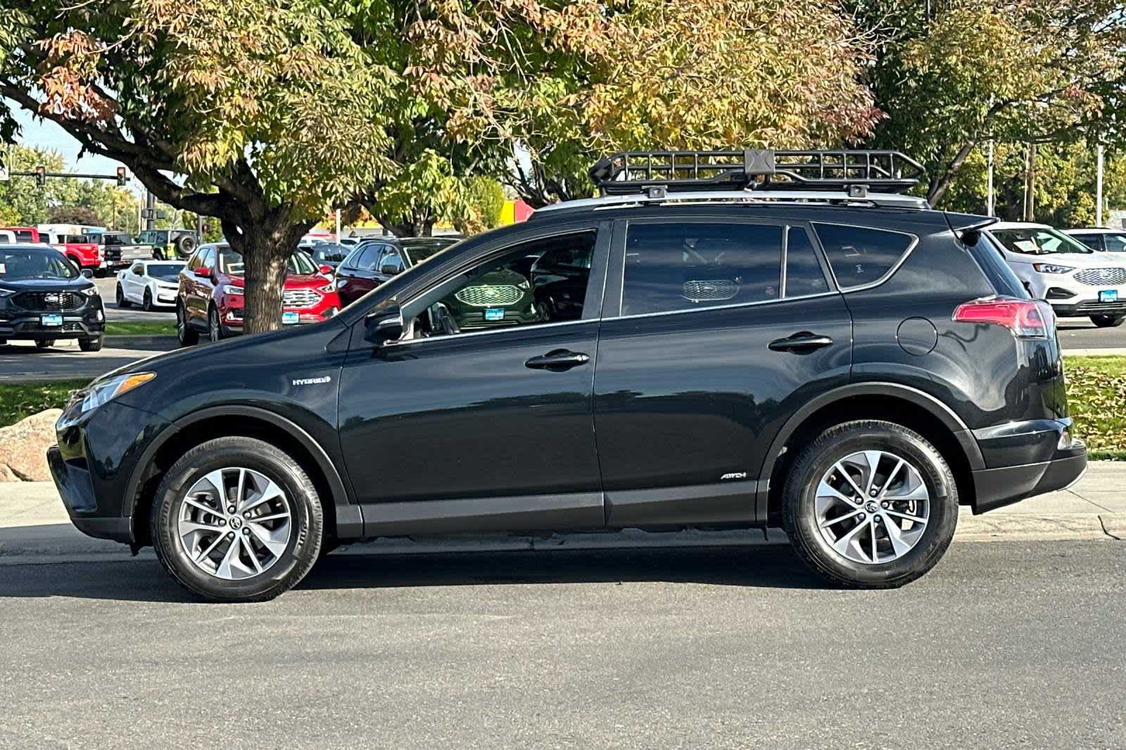 2018 Toyota RAV4 Hybrid XLE 5