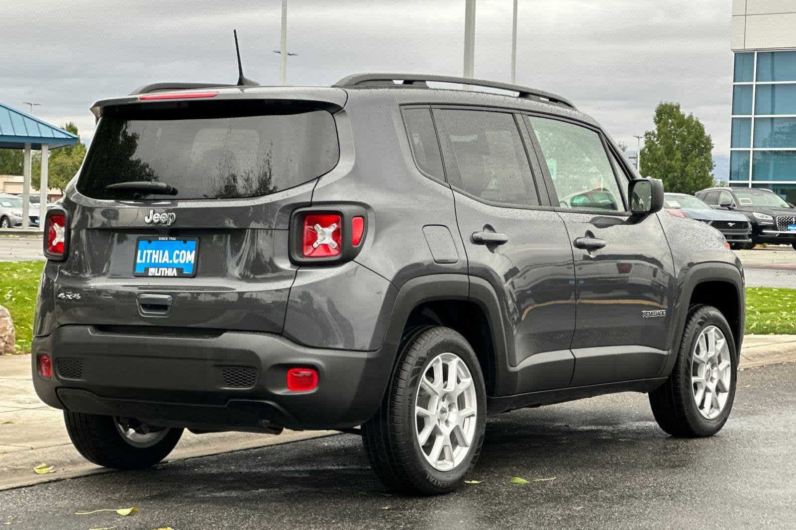 2023 Jeep Renegade Latitude 2