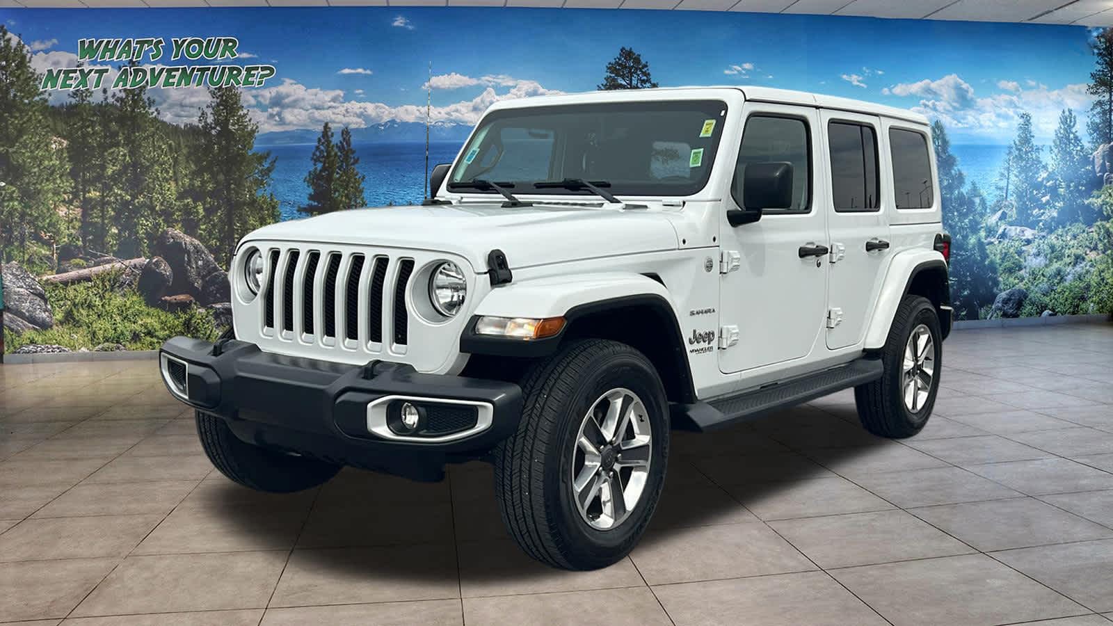 Bright White Clearcoat 2022 Jeep Wrangler Unlimited Sahara 4WD SUV / Crossover Four-Wheel Drive 8-Speed Automatic