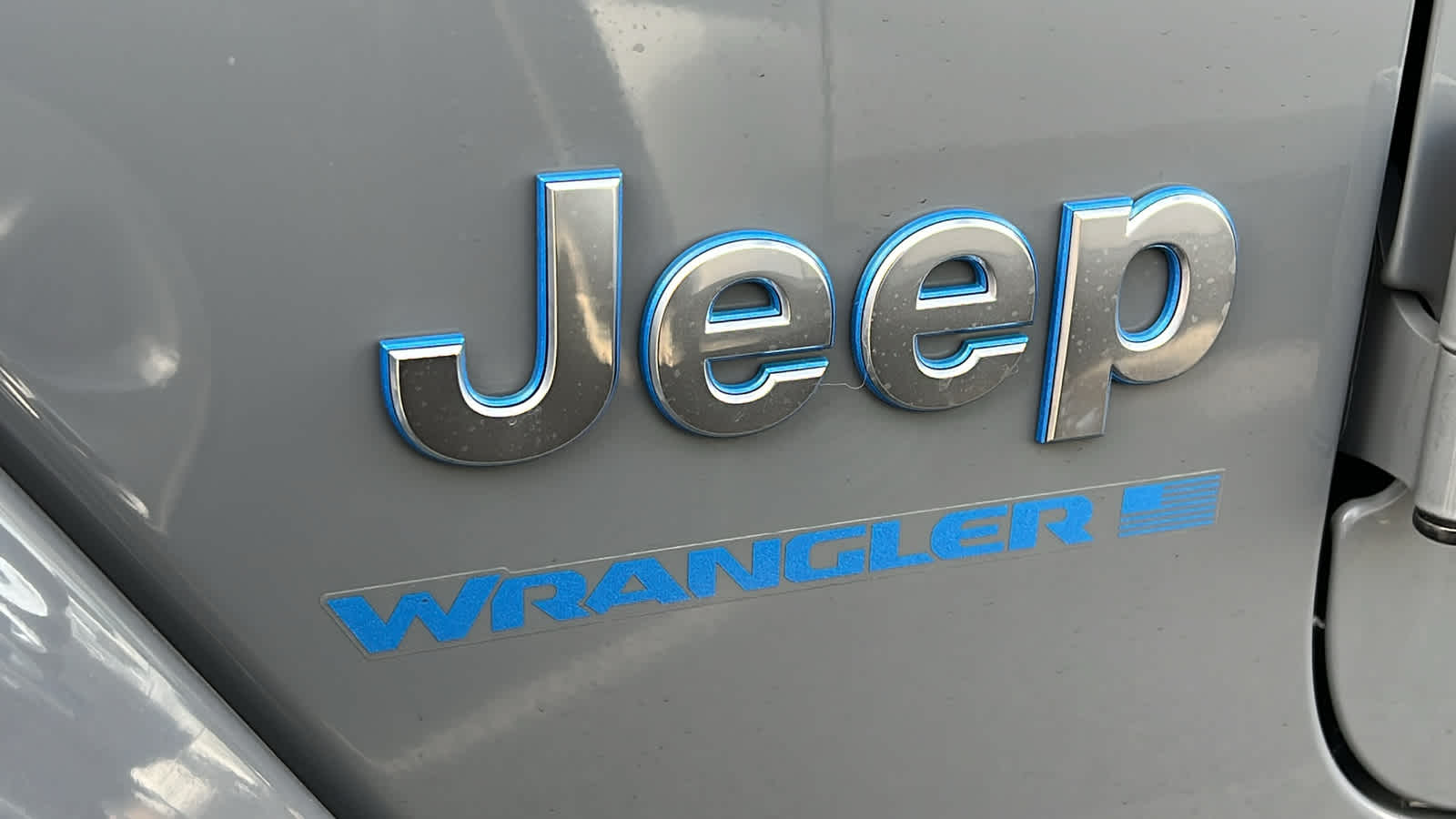 2023 Jeep Wrangler 4xe Sahara 6