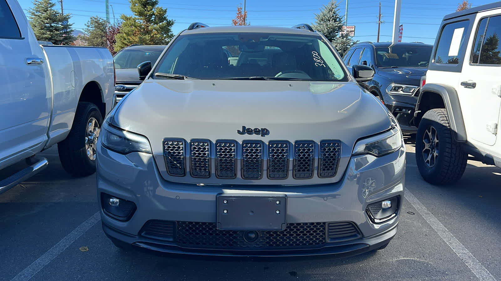 2023 Jeep Cherokee Altitude Lux 6