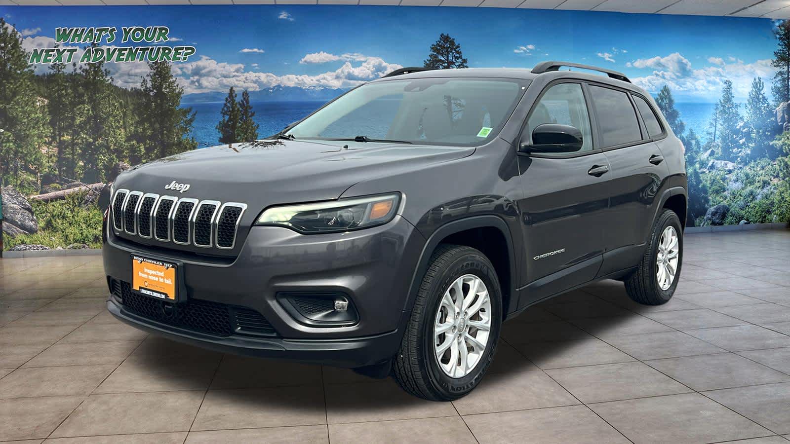 Gray (Granite Crystal Metallic Clearcoat) 2022 Jeep Cherokee Latitude Lux 4WD SUV / Crossover Four-Wheel Drive 9-Speed Automatic