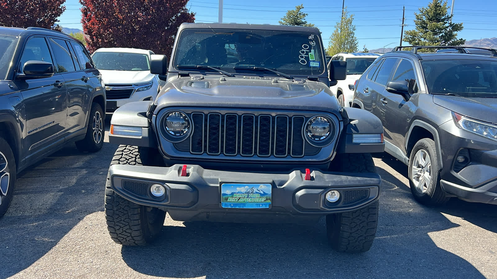 View vehicle photo 2