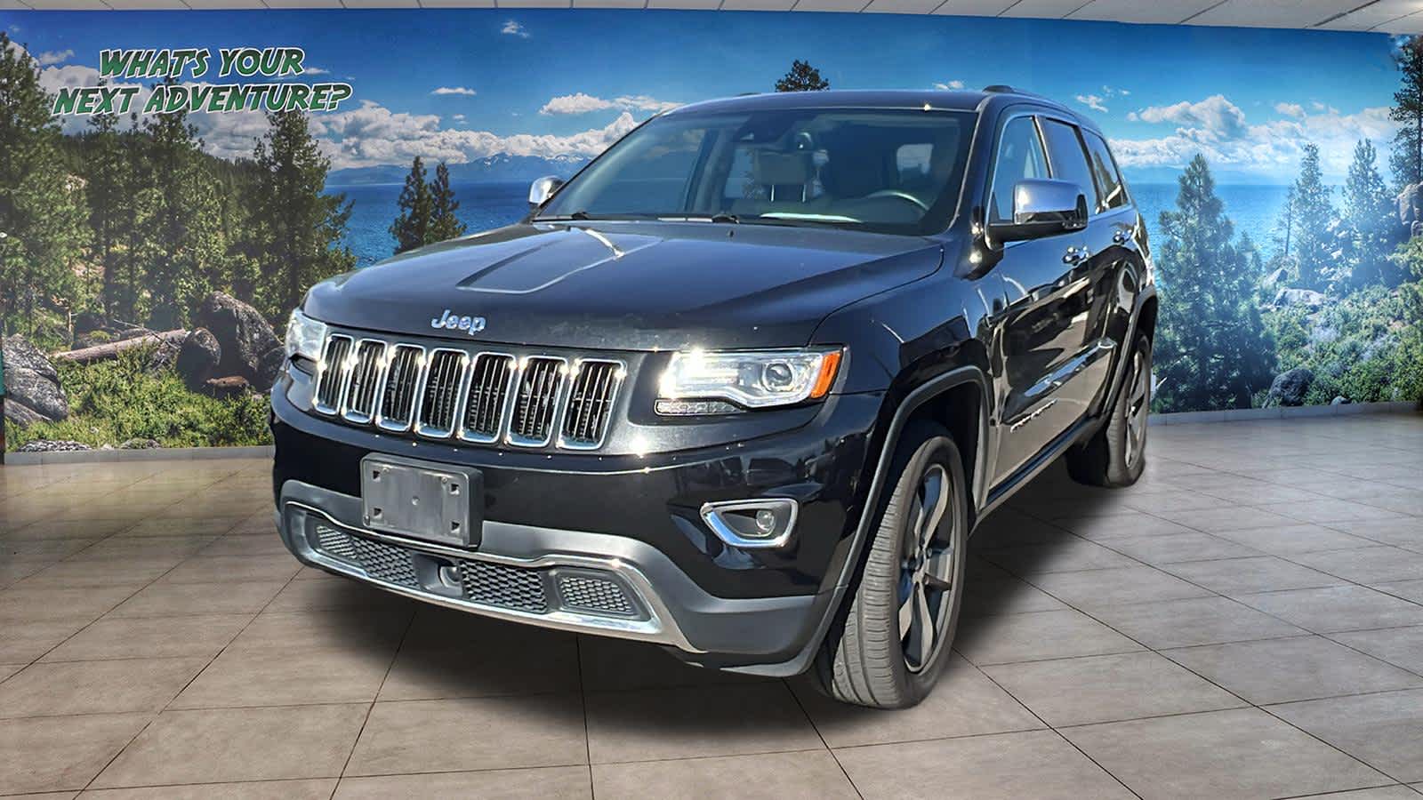 Brilliant Black Crystal Pearlcoat 2016 Jeep Grand Cherokee SUV / Crossover Four-Wheel Drive 8-Speed Automatic