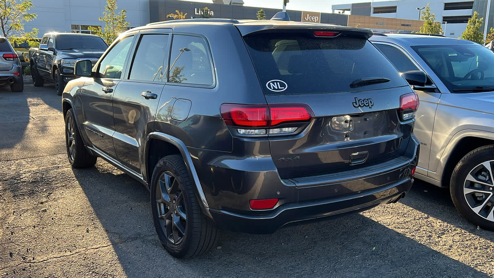 2021 Jeep Grand Cherokee 80th Anniversary 8