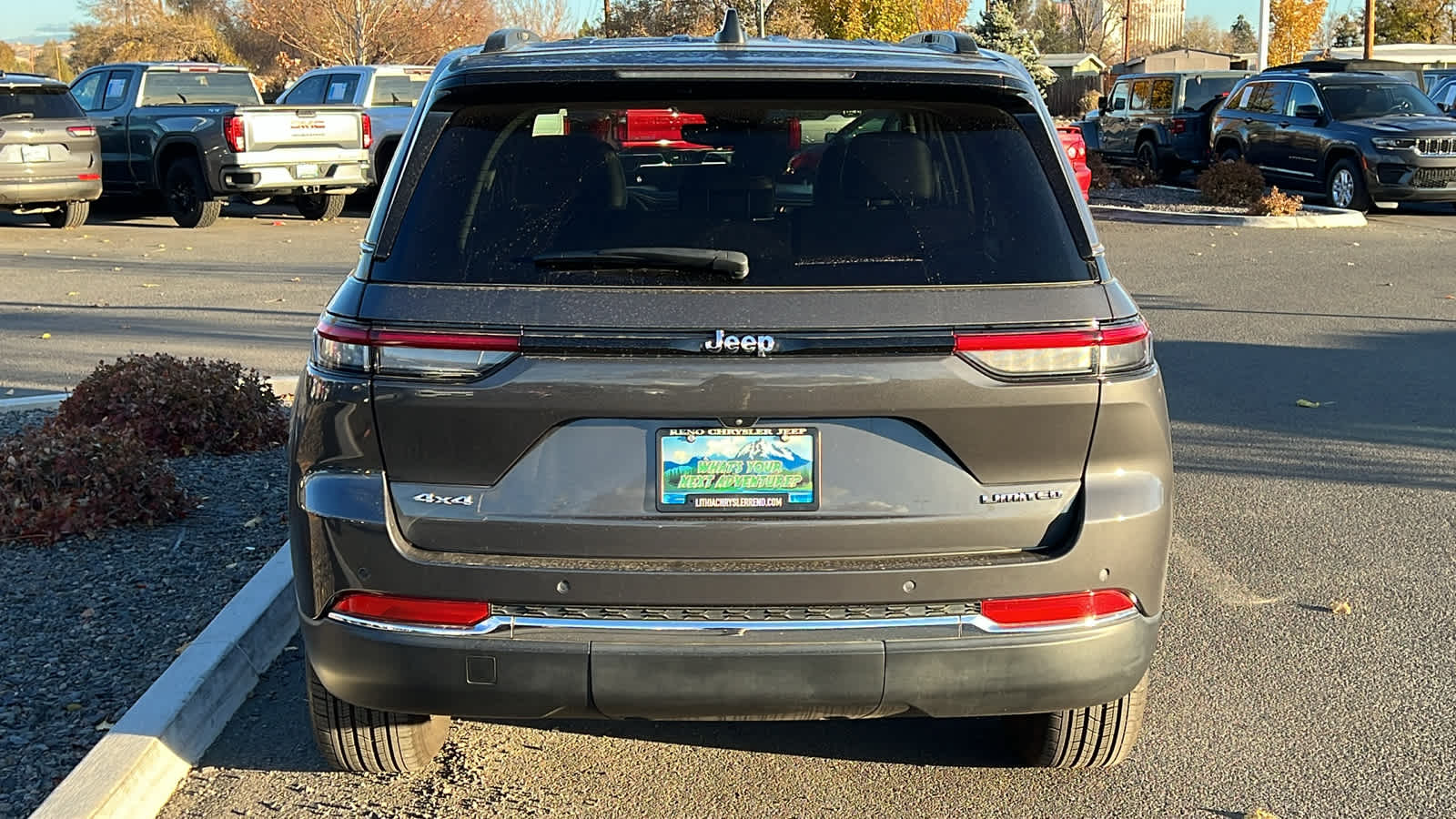 2022 Jeep Grand Cherokee Limited 7