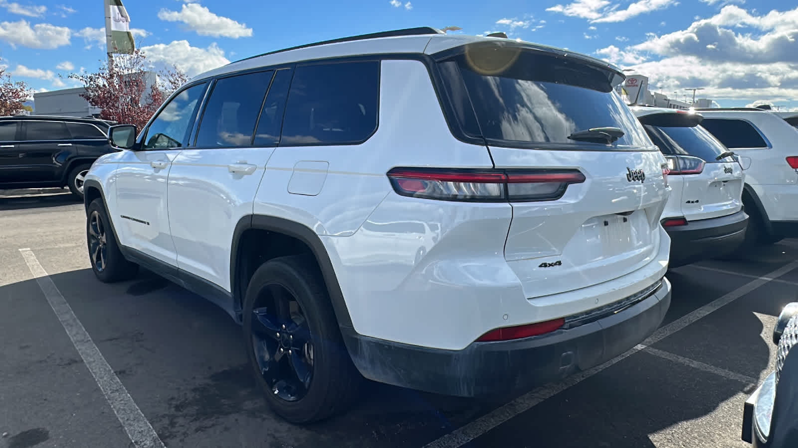 2023 Jeep Grand Cherokee L Altitude 6