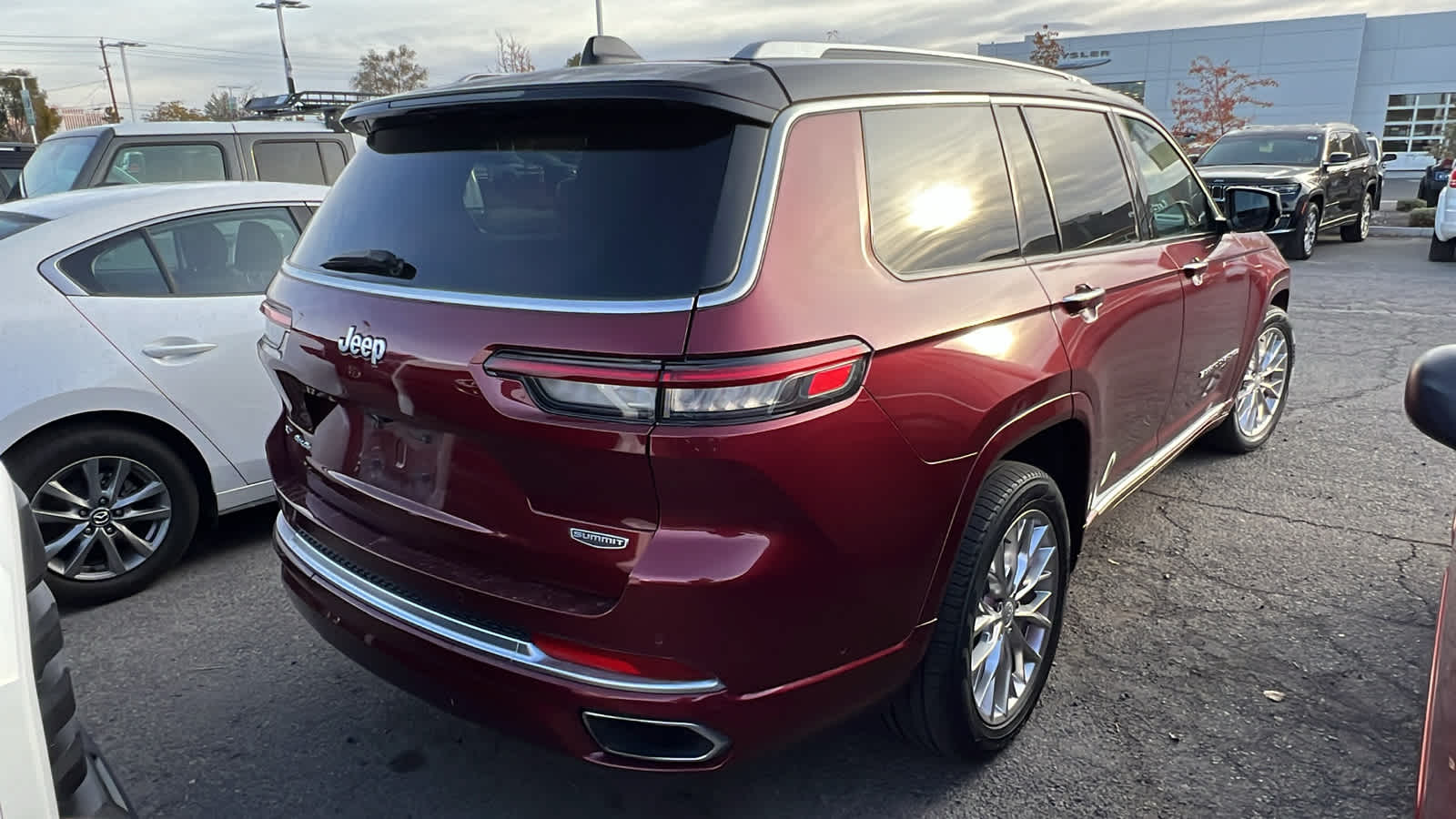 2021 Jeep Grand Cherokee L Summit 10