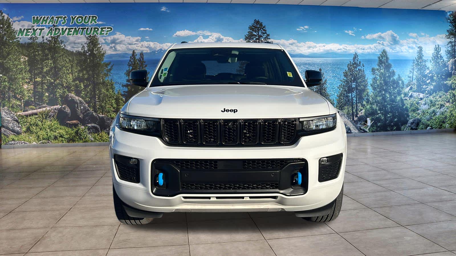 View vehicle photo 2