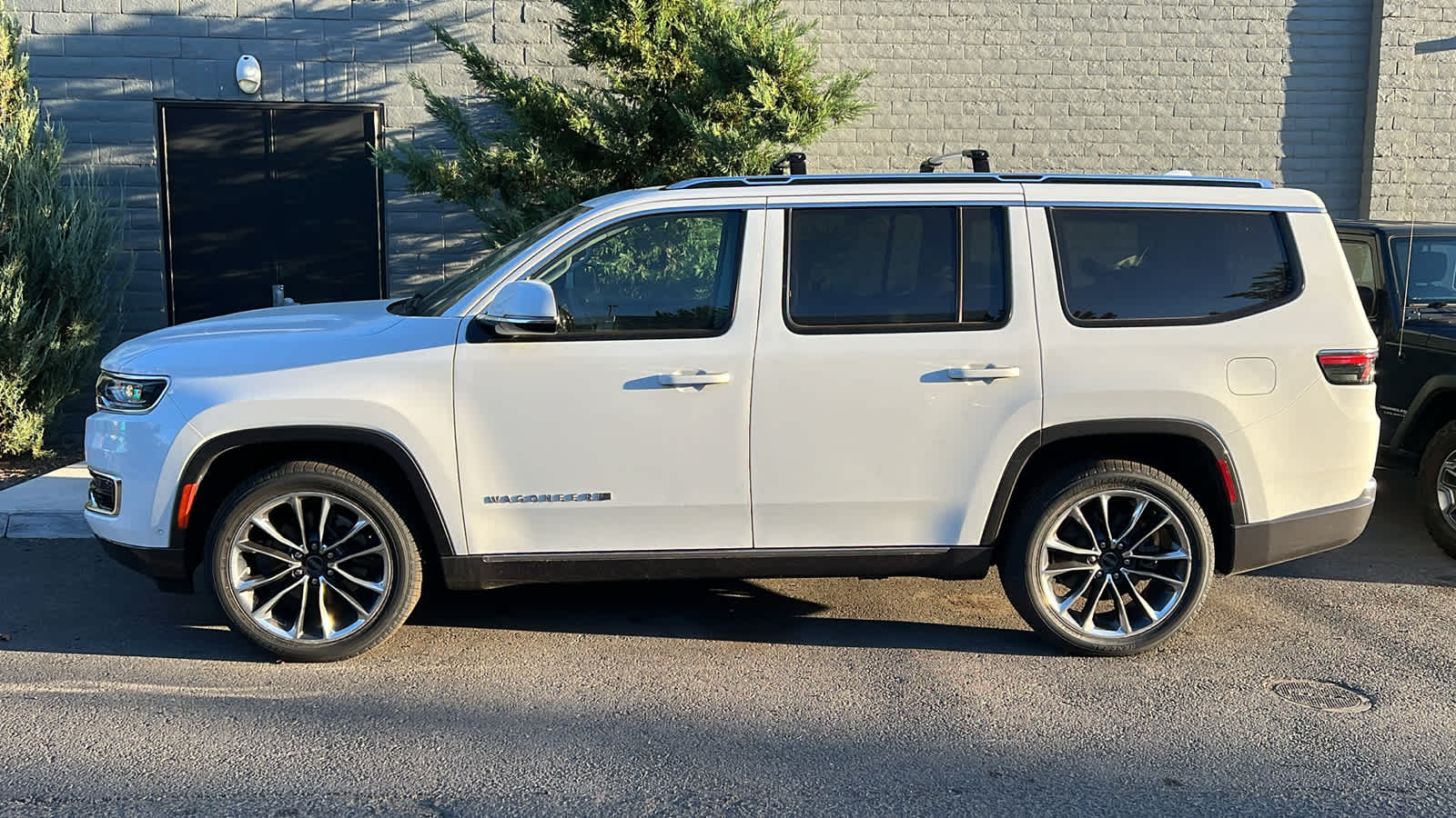 2022 Jeep Wagoneer Series III 7