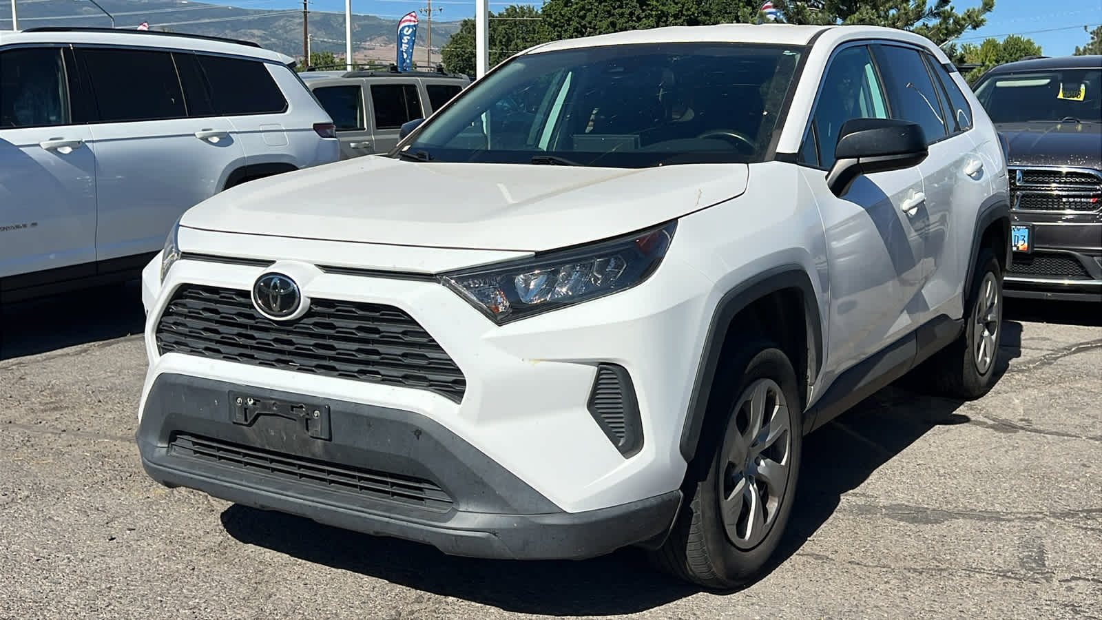 2022 Toyota RAV4 LE FWD
