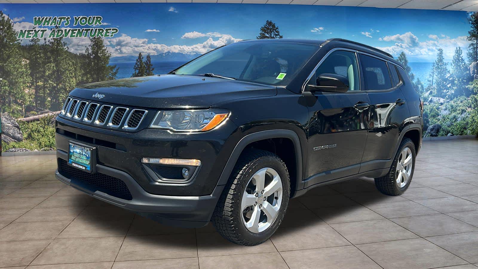 Diamond Black Crystal Pearlcoat 2018 Jeep Compass SUV / Crossover Four-Wheel Drive 9-Speed Automatic