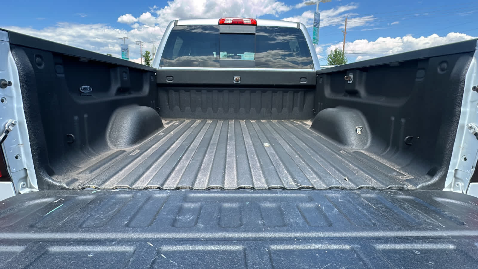 2015 Chevrolet Silverado 1500 LTZ 4WD Crew Cab 143.5 19