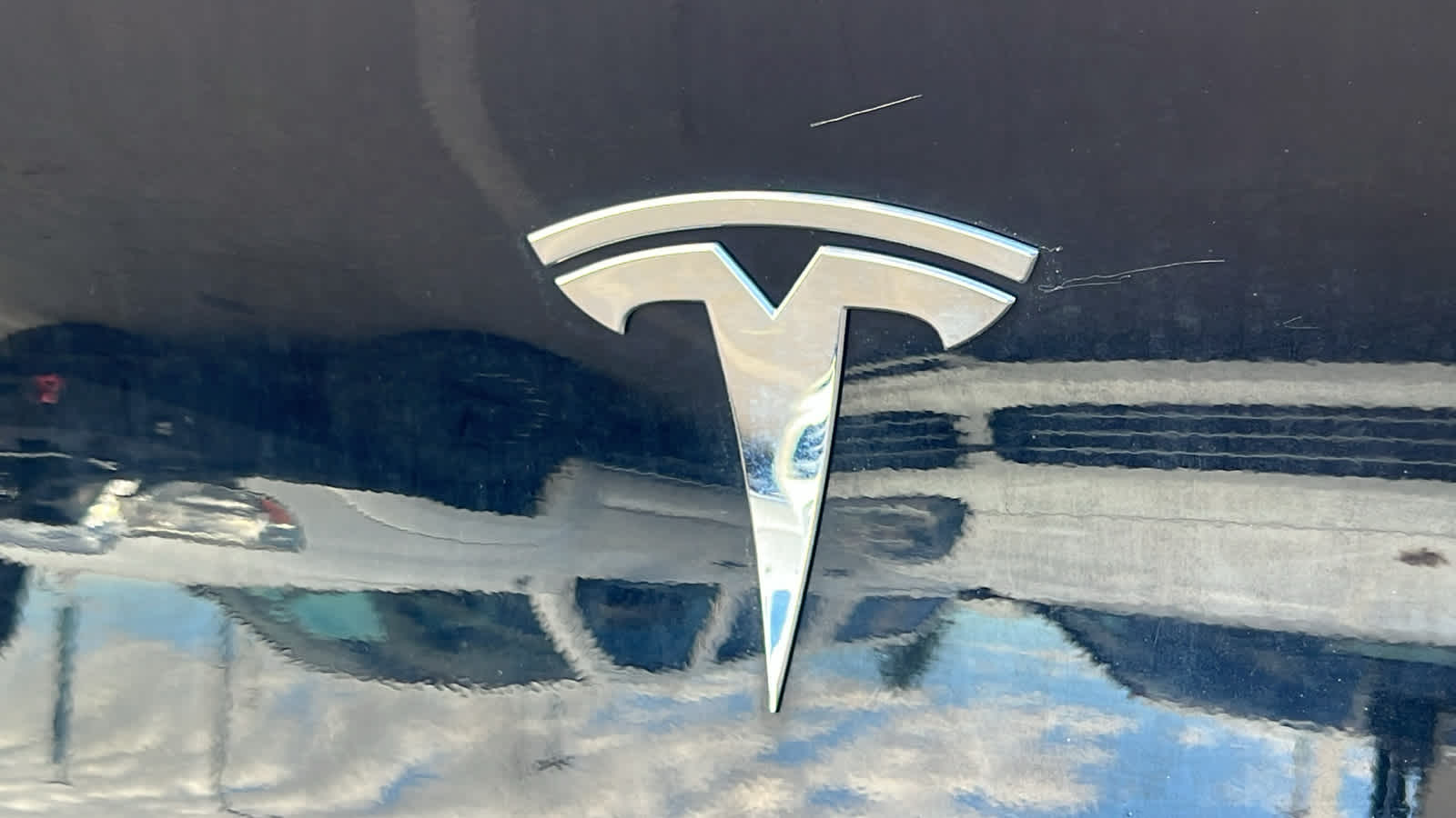 2023 Tesla Model Y  10