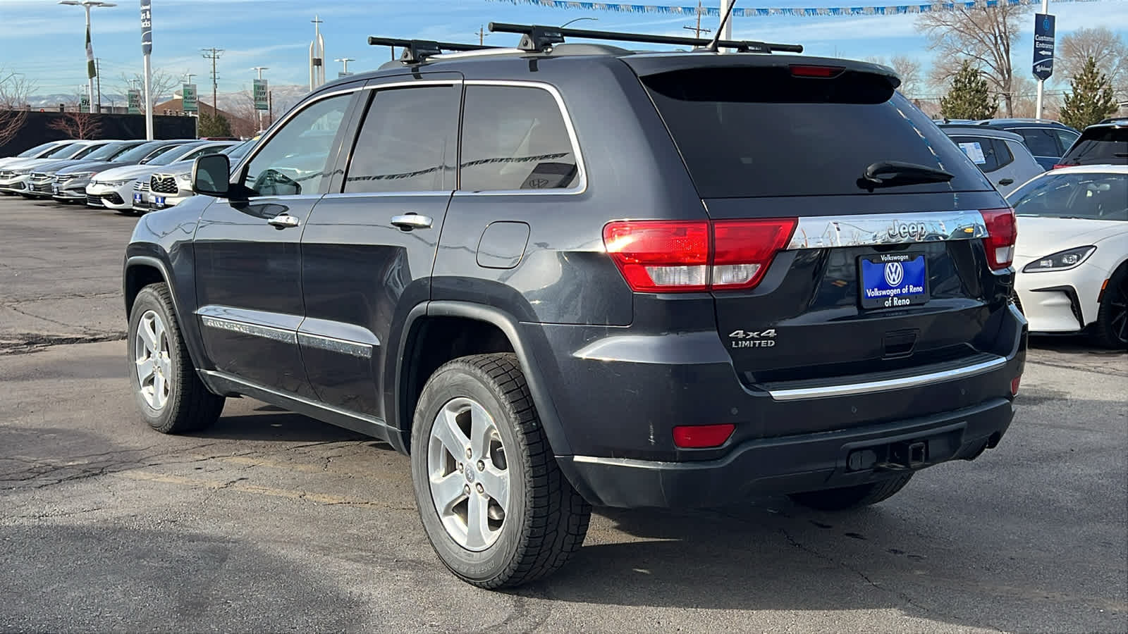 2013 Jeep Grand Cherokee Limited 3