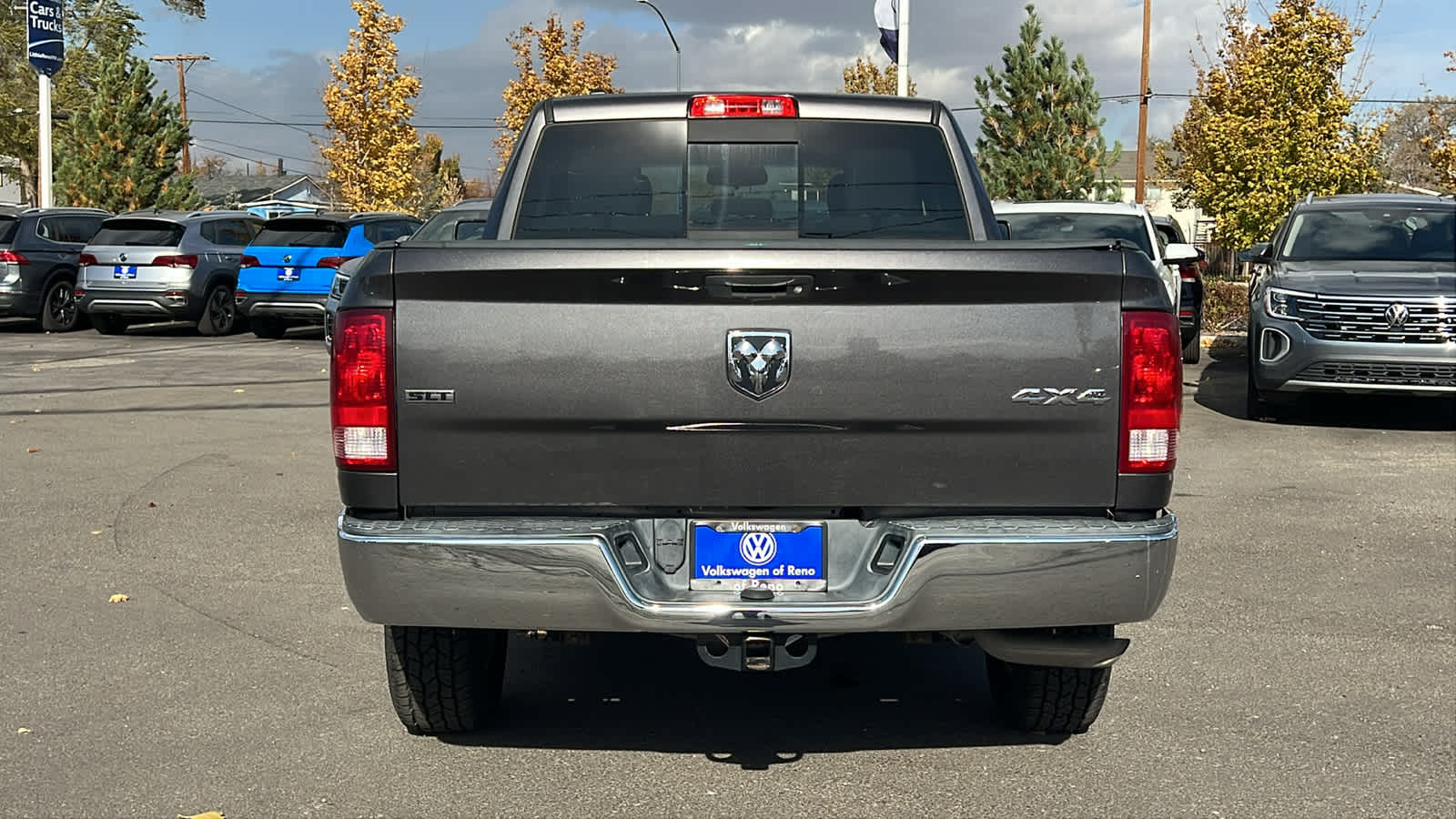 2016 Ram 1500 SLT 4WD Quad Cab 140.5 5