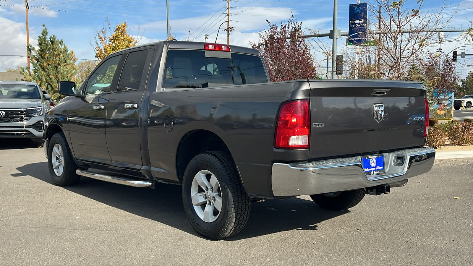 2016 Ram 1500 SLT 4WD Quad Cab 140.5 4